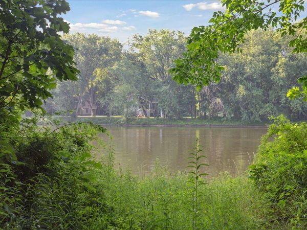 5904 West River Drive NE, Belmont, MI 49306