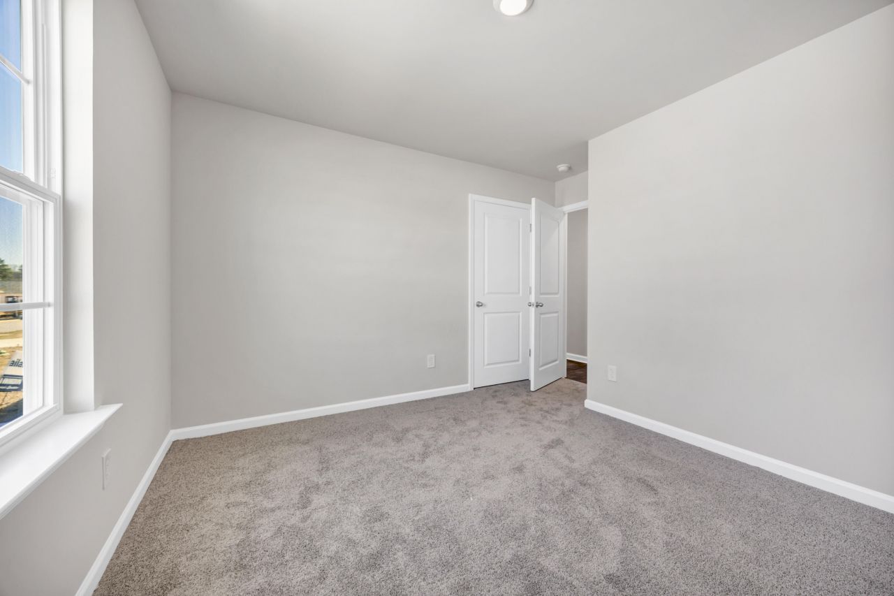 151 Sprocket Road Photo 25