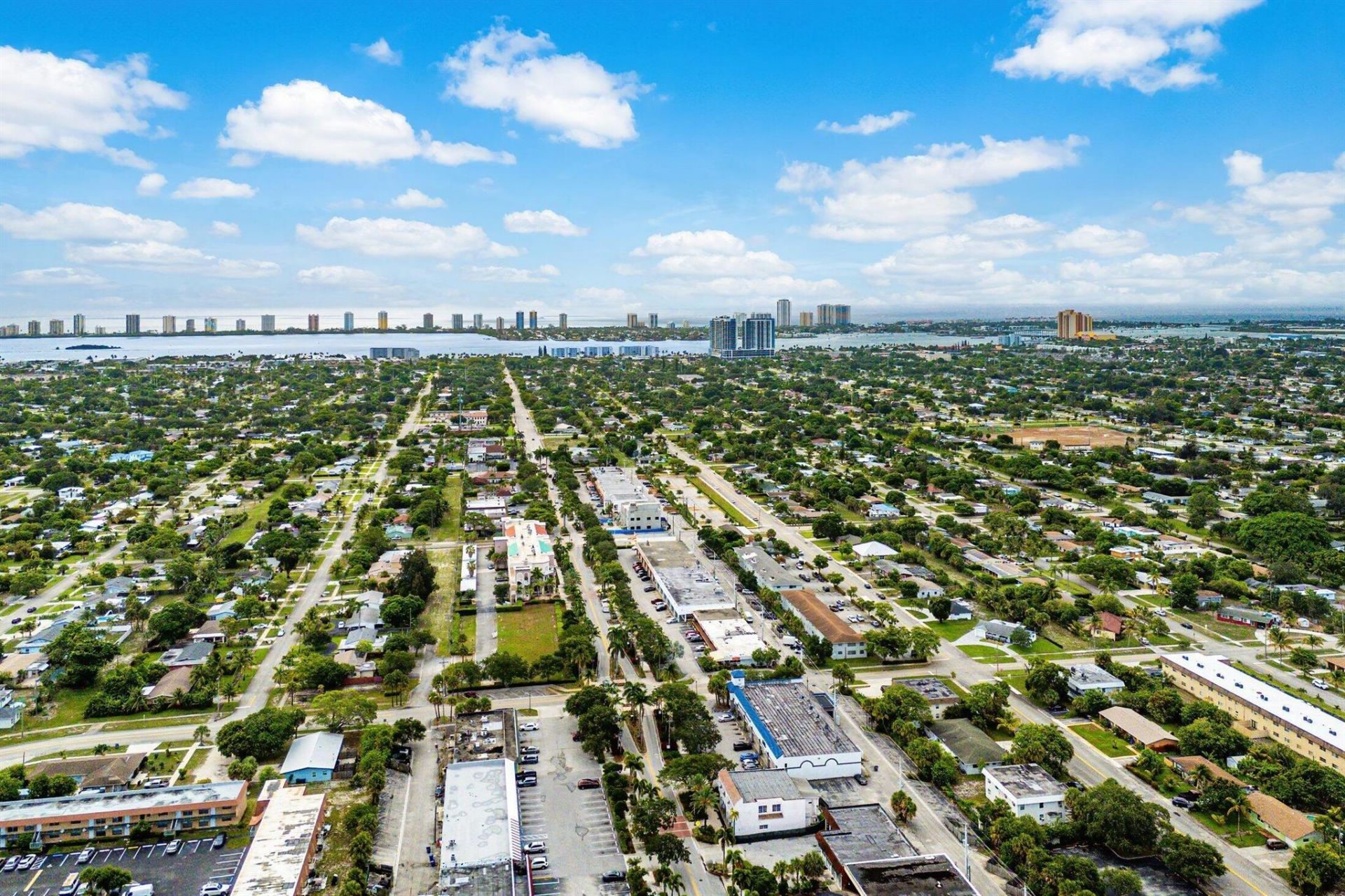 810 Park Avenue, Lake Park, FL 33403 Photo