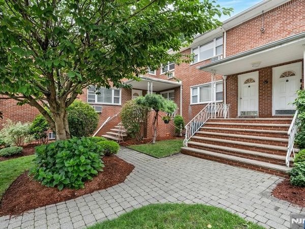 201 Oakdene Place D1, Unit D1, CLIFFSIDE PARK, NJ 07010