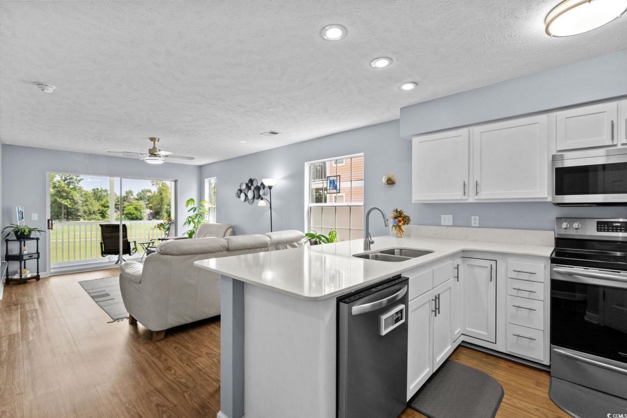 613 Waterway Village Blvd. Photo 10