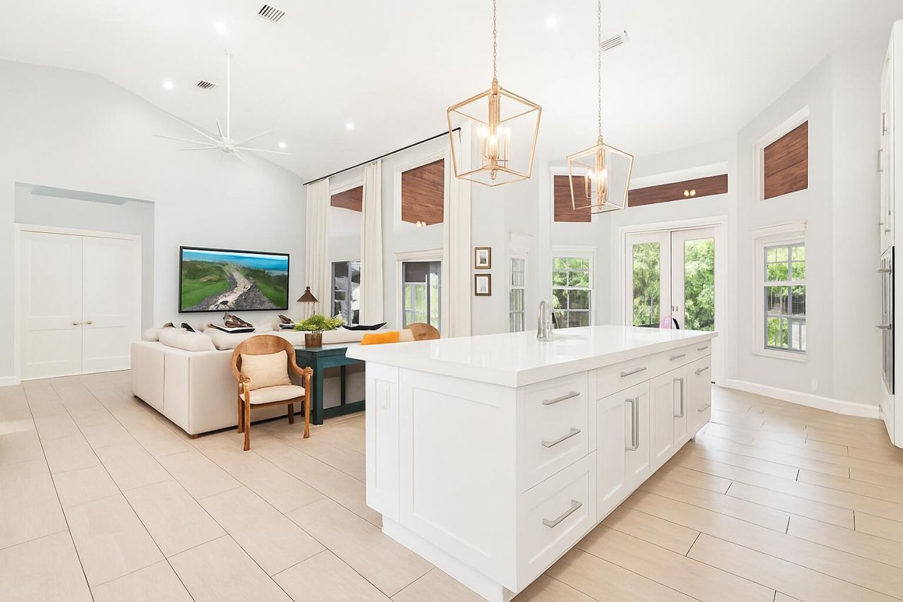 8852 154 Court N, Palm Beach Gardens, FL 33418 Photo