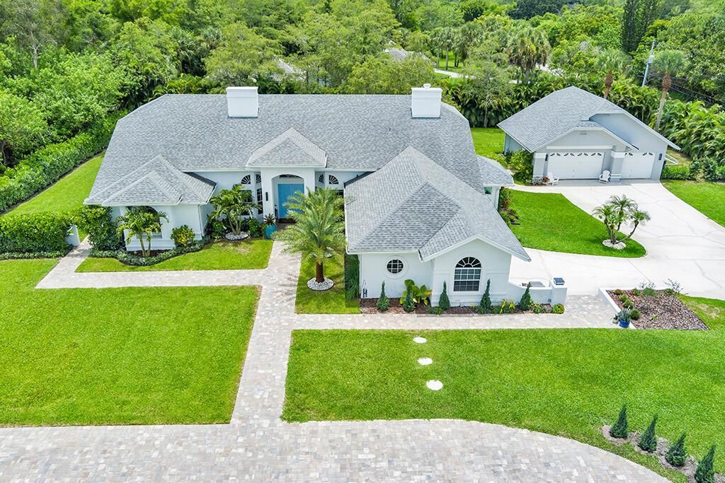 8852 154 Court N, Palm Beach Gardens, FL 33418 Photo