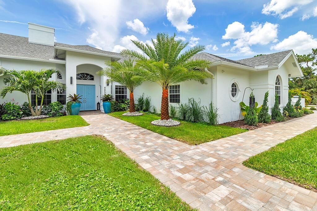 8852 154 Court N, Palm Beach Gardens, FL 33418 Photo