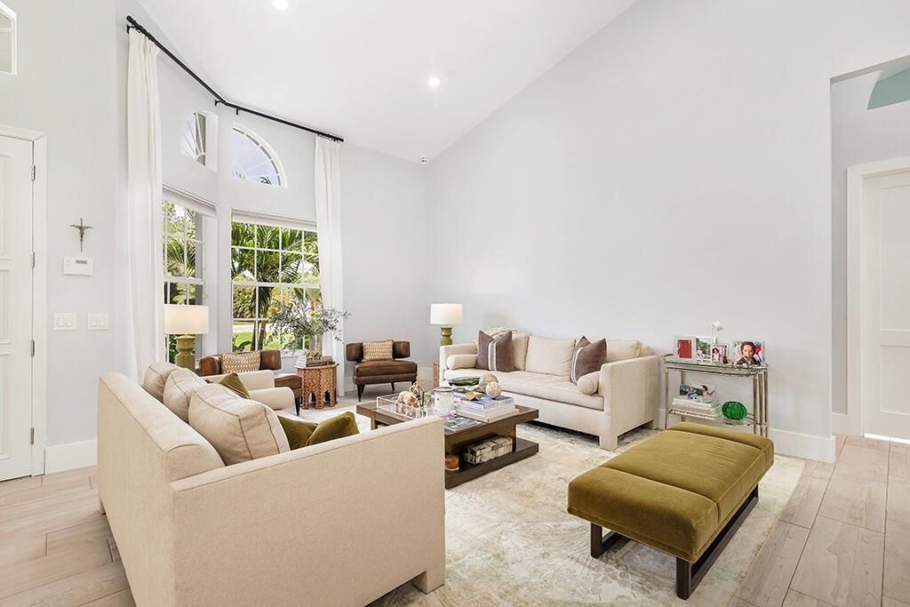 8852 154 Court N, Palm Beach Gardens, FL 33418 Photo