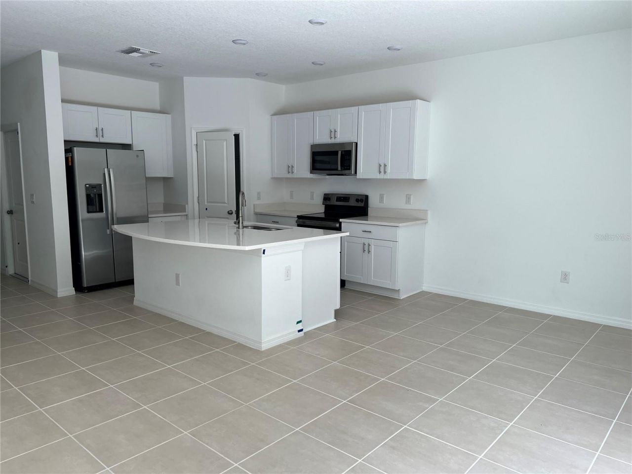 6413 Fairmont Lane, Palmetto, FL 34221 Photo