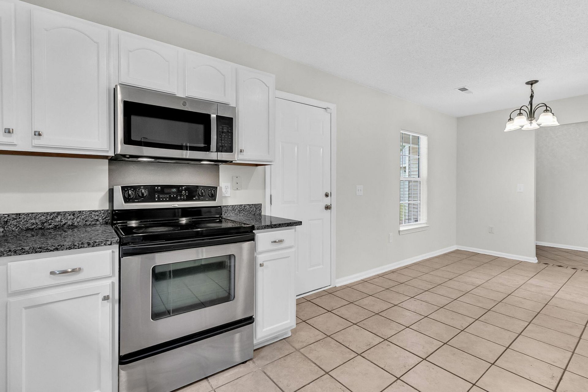 5134 Thornton Drive Photo 16