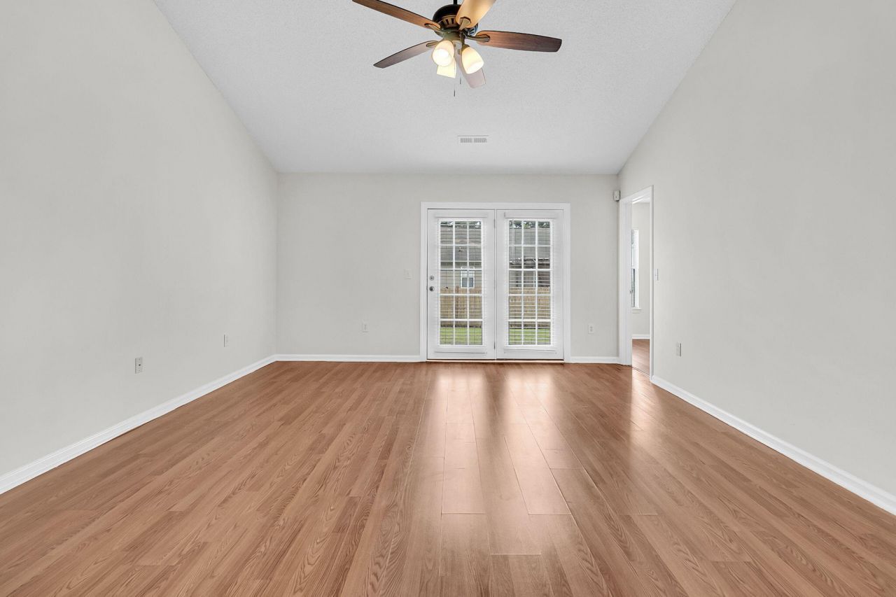 5134 Thornton Drive Photo 20