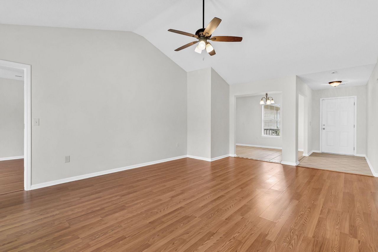 5134 Thornton Drive Photo 22