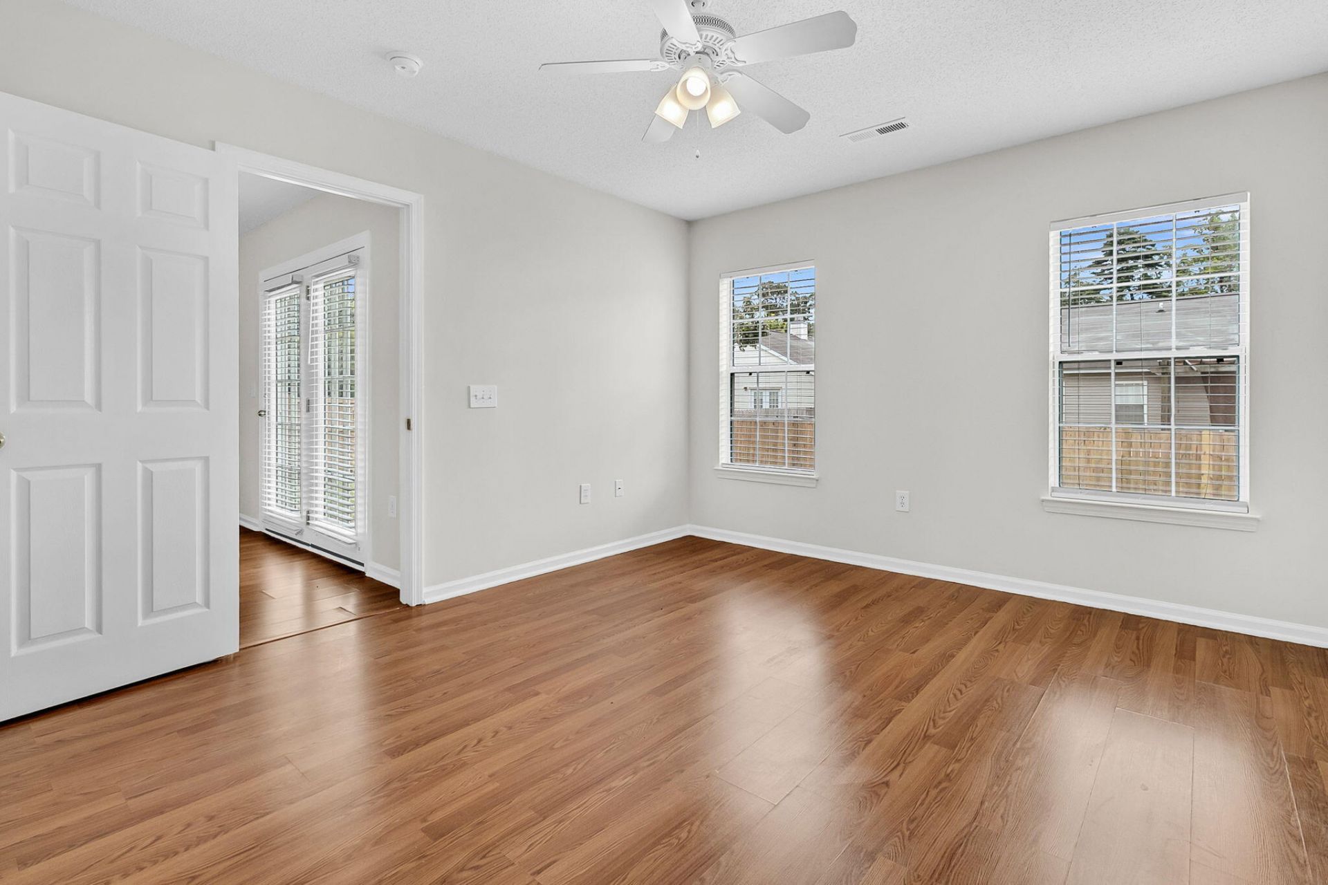 5134 Thornton Drive Photo 25