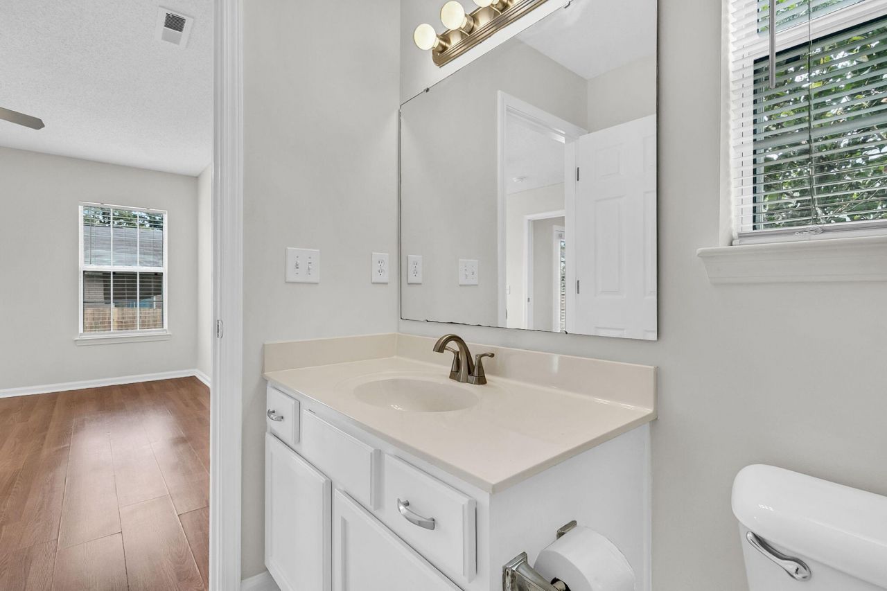 5134 Thornton Drive Photo 30