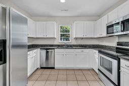 5134 Thornton Drive photo 4