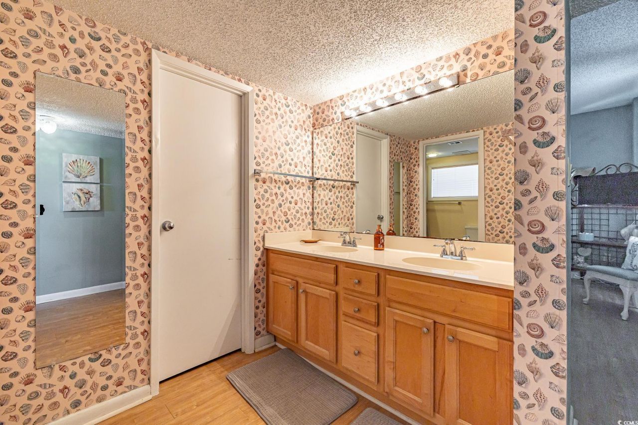 1520 N Waccamaw Dr. Photo 10