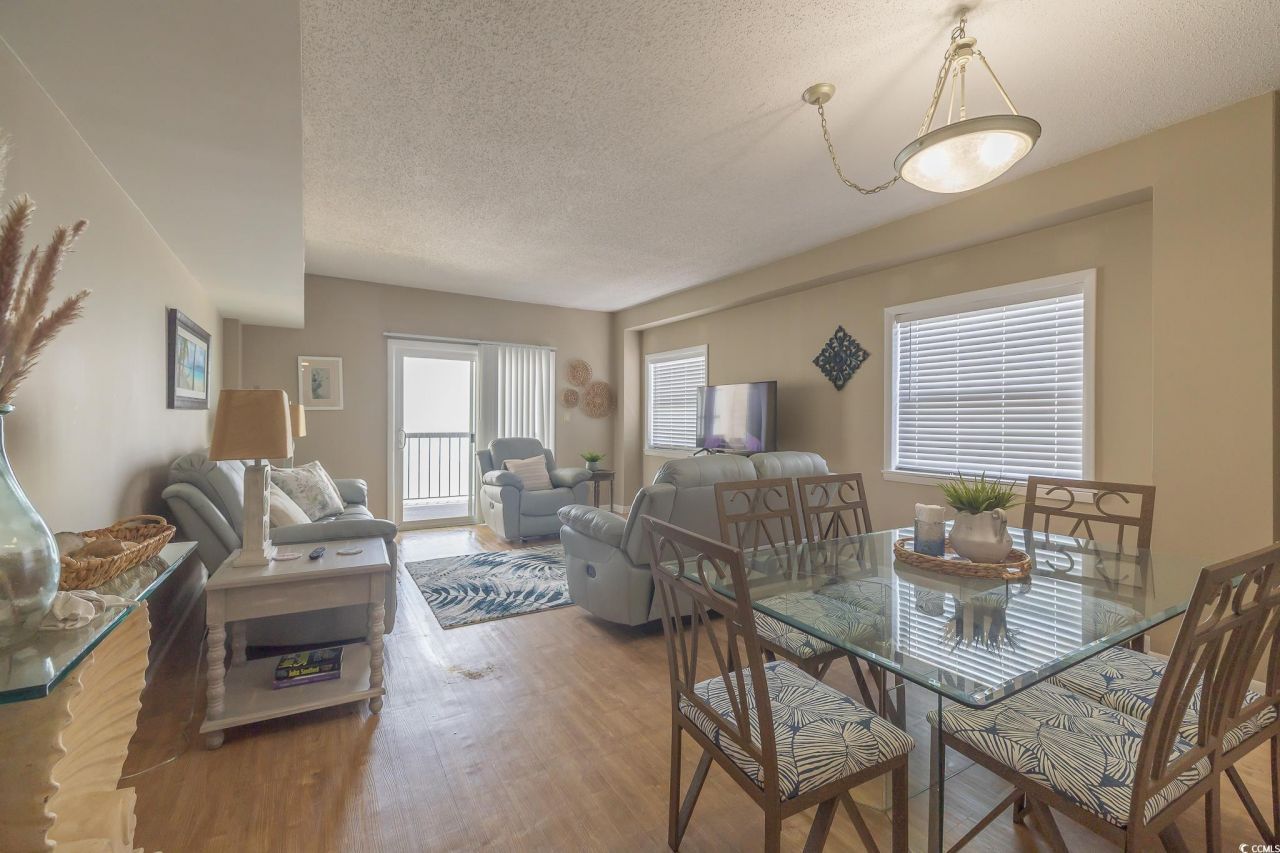 1520 N Waccamaw Dr. Photo 16