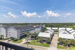 1520 N Waccamaw Dr. photo 4