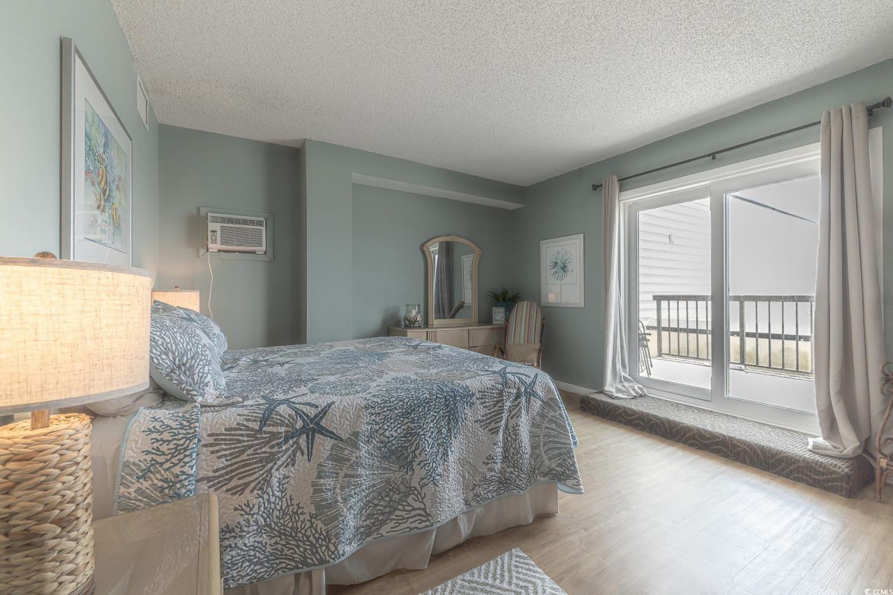 1520 N Waccamaw Dr. Photo 9