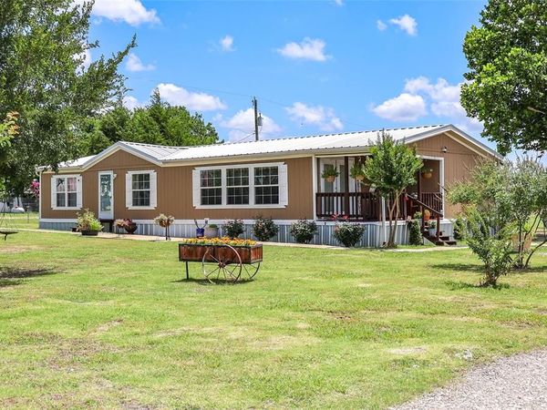 500 N Greenville Road, Nevada, TX 75173