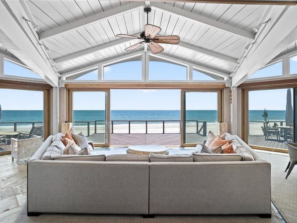 174 Dune Road, Quogue, NY 11959