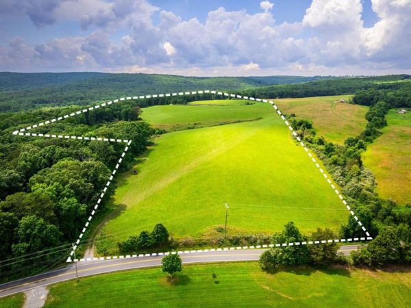 1901 Lewis Chapel Road, Graysville, TN 37338