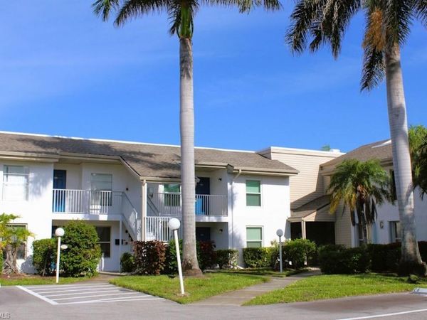 5441 Peppertree DR, Unit 6, FORT MYERS, FL 33908