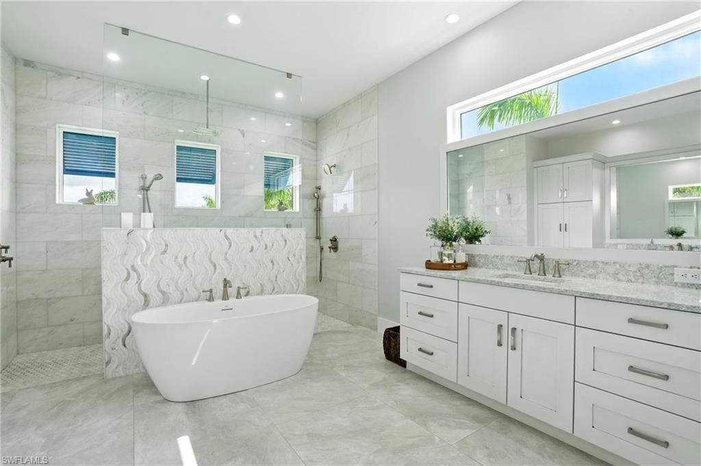 16803 Prince Phillip Ct, Cape Coral, FL 33991 Photo