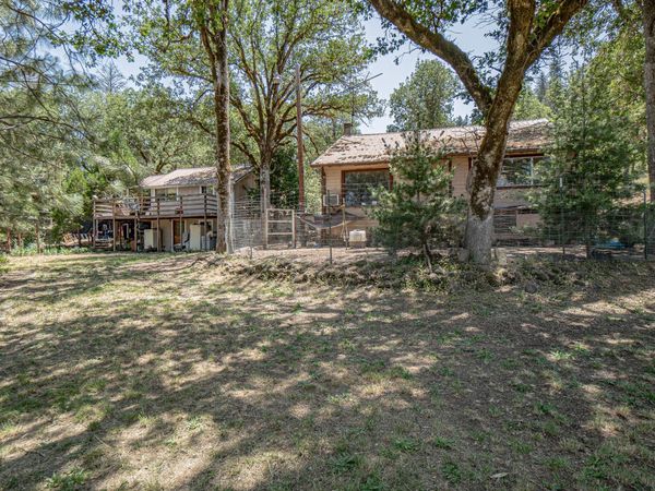 6534 Crowfoot Road, Trail, OR 97541