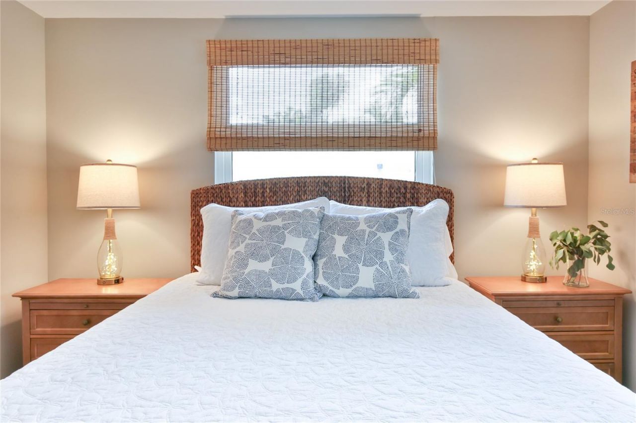 211 Island Circle, Sarasota, FL 34242 Photo