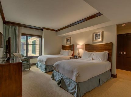 13051 Ritz Carlton Highlands Ct, Truckee, CA 96161 Photo