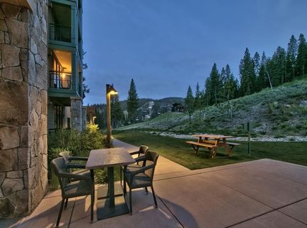 13051 Ritz Carlton Highlands Ct, Truckee, CA 96161 Photo