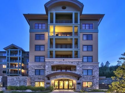 13051 Ritz Carlton Highlands Ct, Truckee, CA 96161 Photo