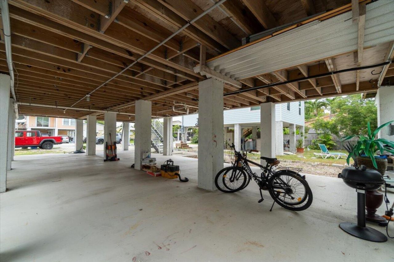 31243 E Avenue, Big Pine Key, FL 33043 Photo