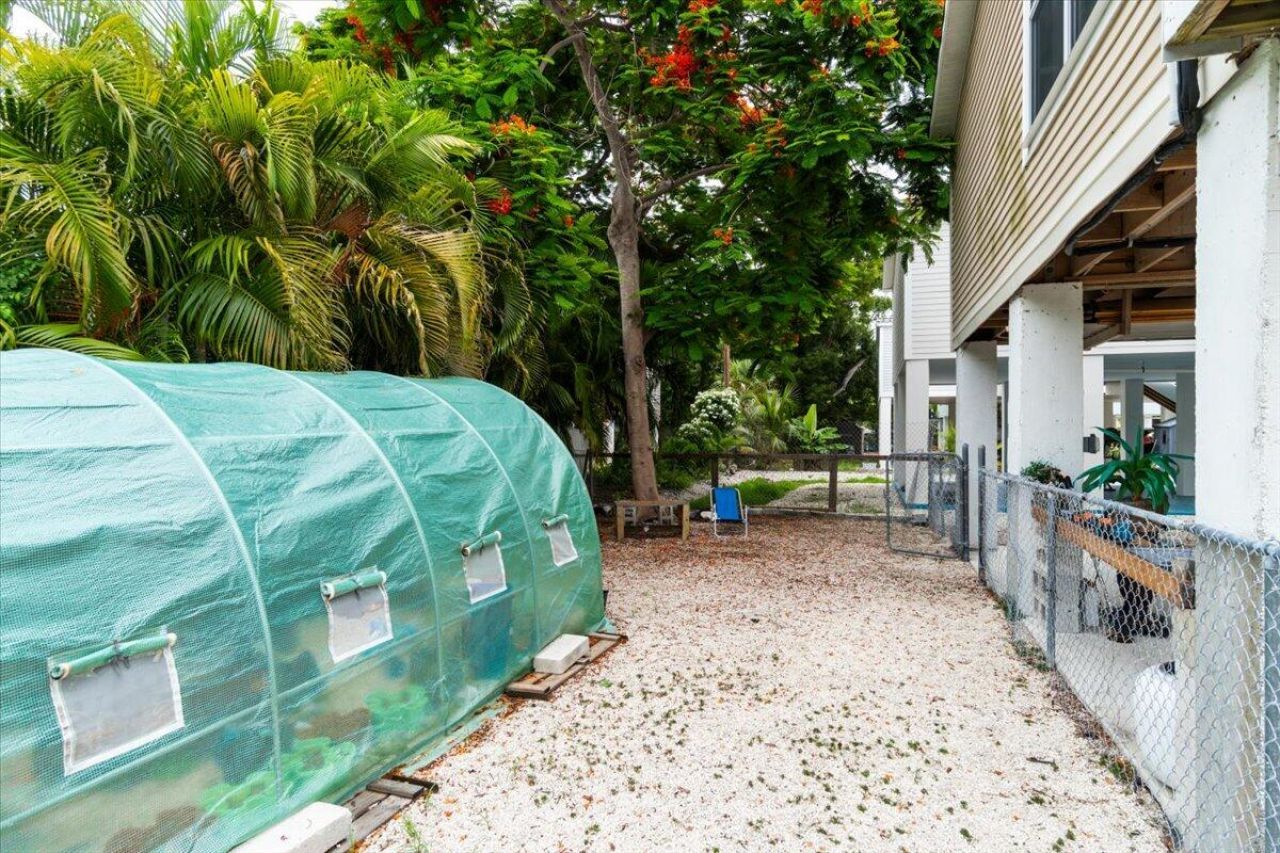 31243 E Avenue, Big Pine Key, FL 33043 Photo