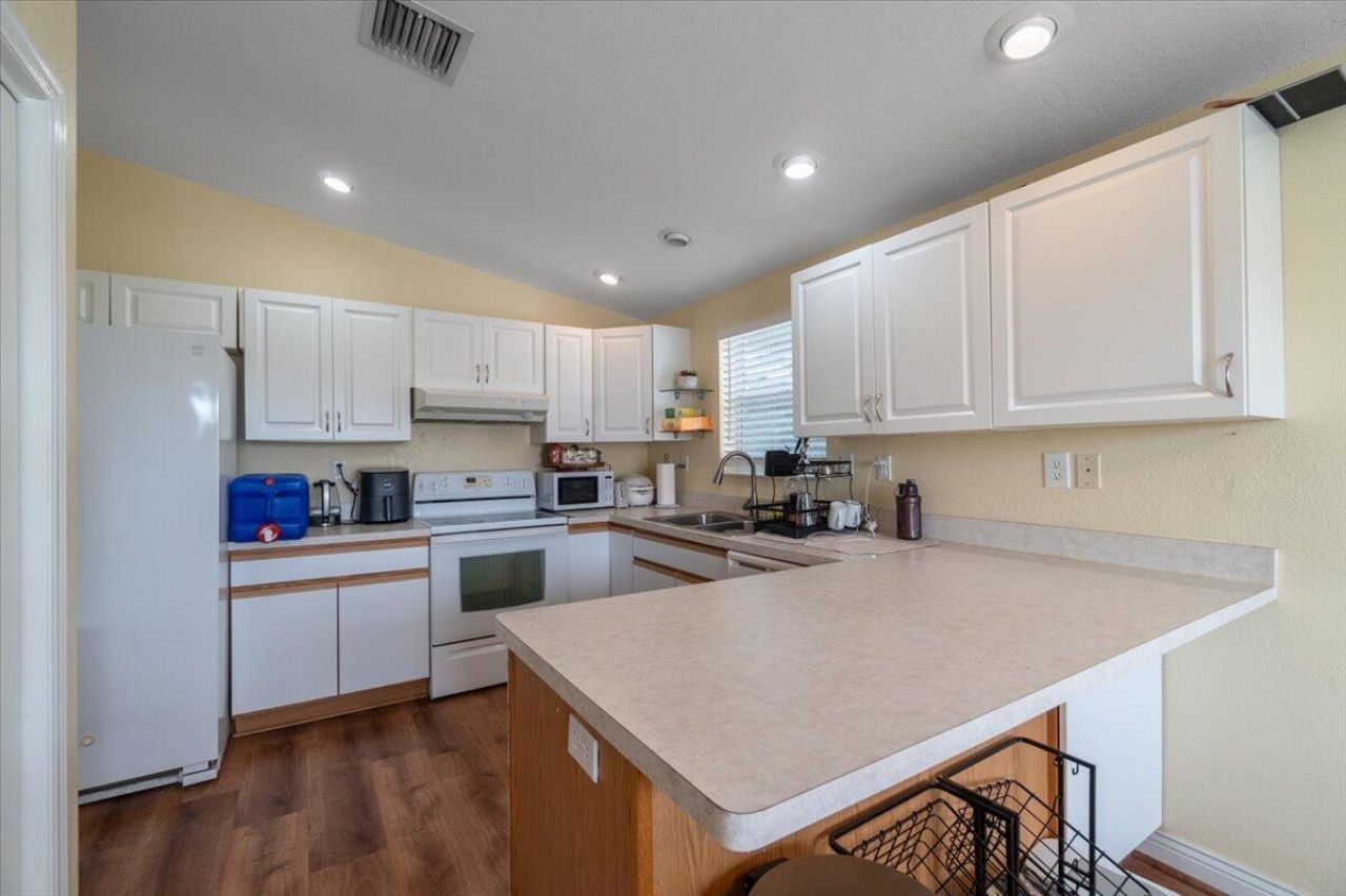 31243 E Avenue, Big Pine Key, FL 33043 Photo