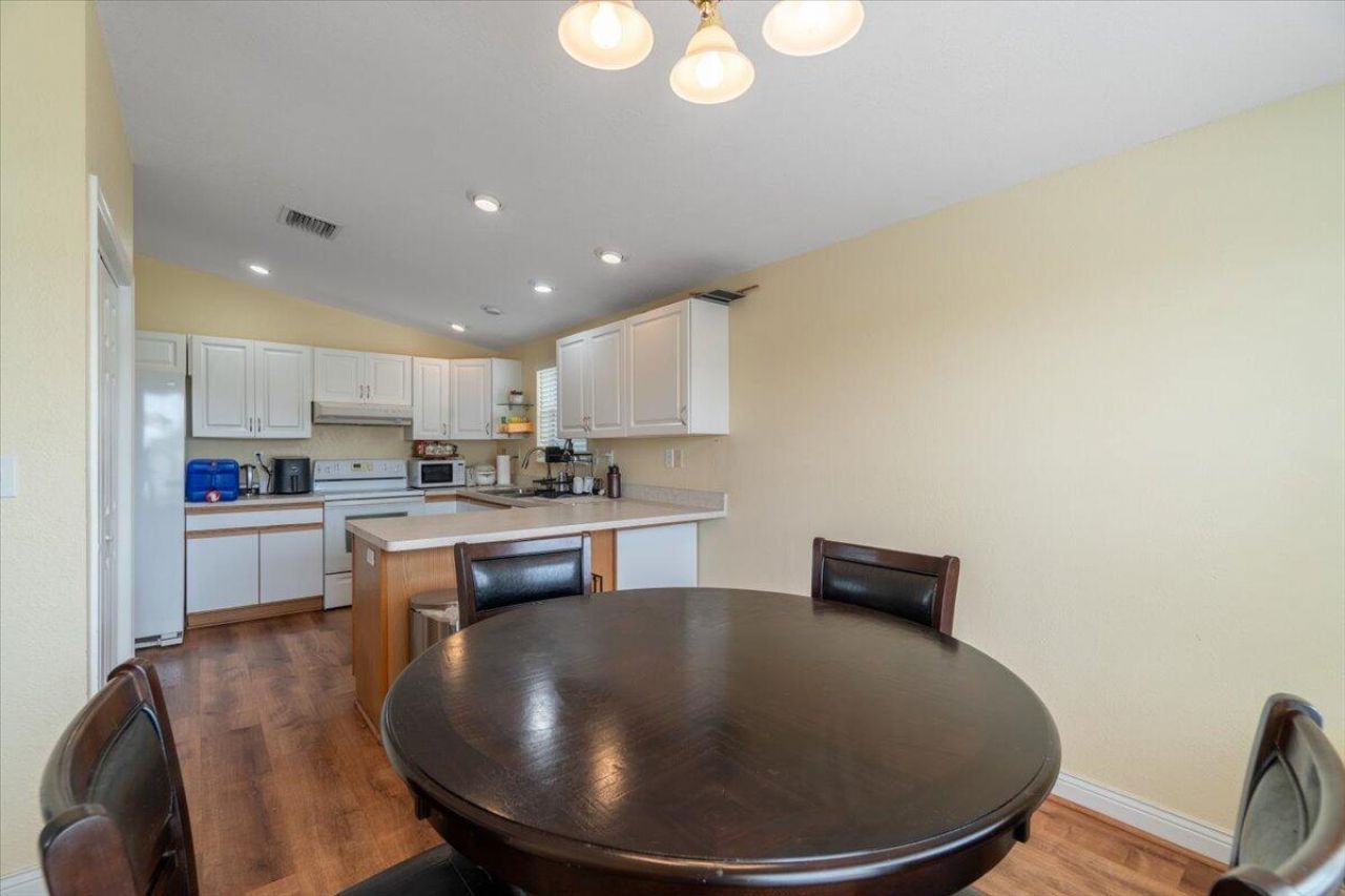 31243 E Avenue, Big Pine Key, FL 33043 Photo