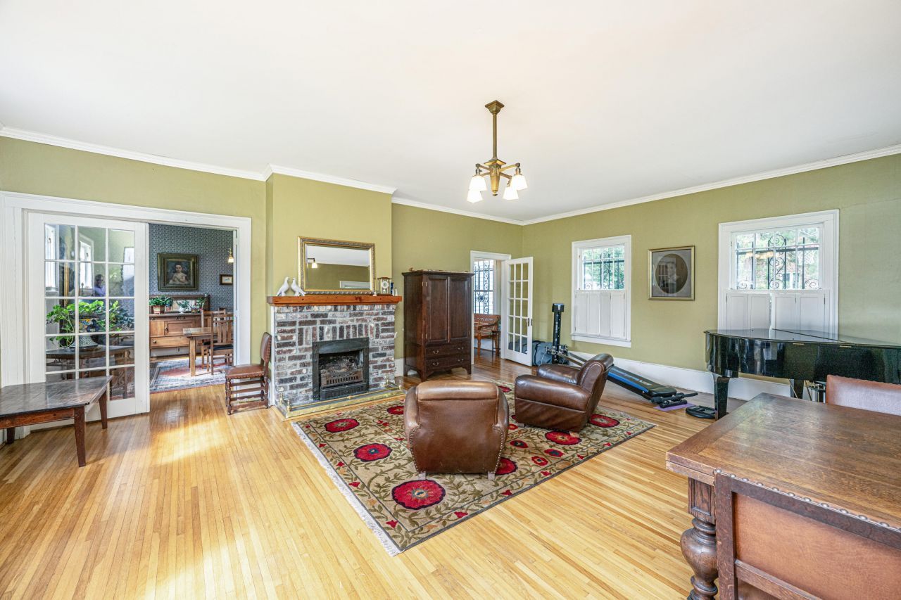 401 Johnston Street Photo 15