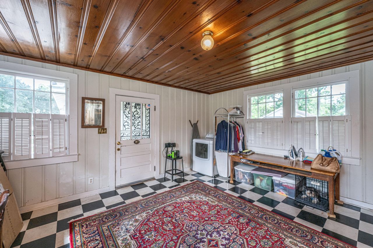 401 Johnston Street Photo 26