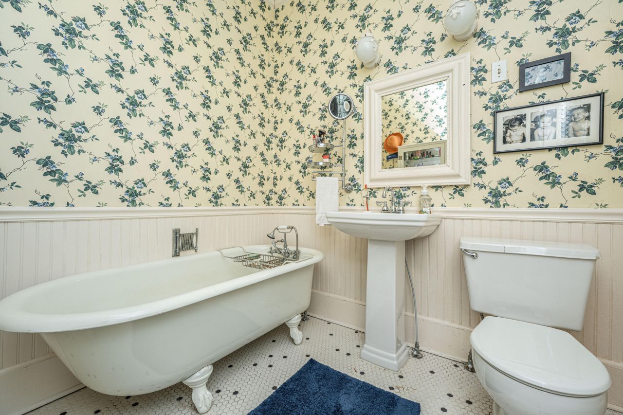 401 Johnston Street Photo 33