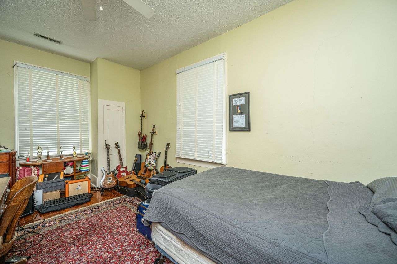 401 Johnston Street Photo 36