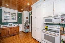 401 Johnston Street photo 4