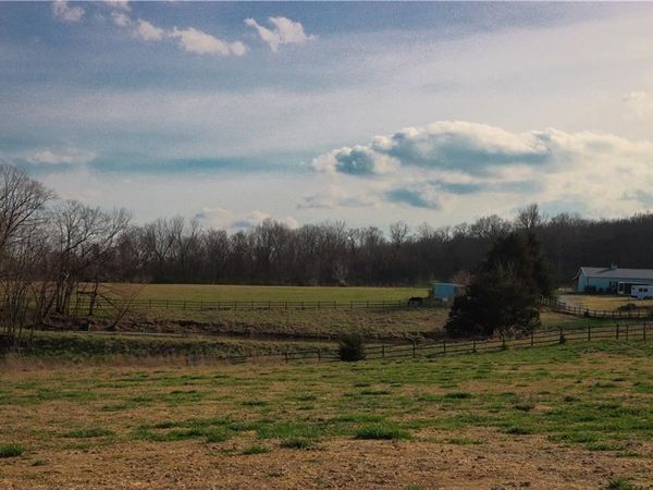 Starr Road, Fayetteville, AR 72701