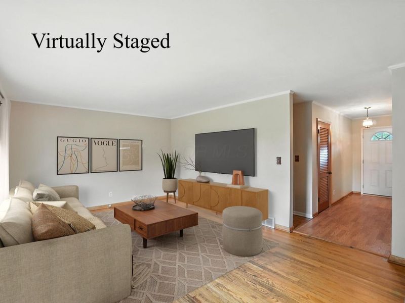 899 Meadowview Drive, Columbus, OH 43224 Photo 11