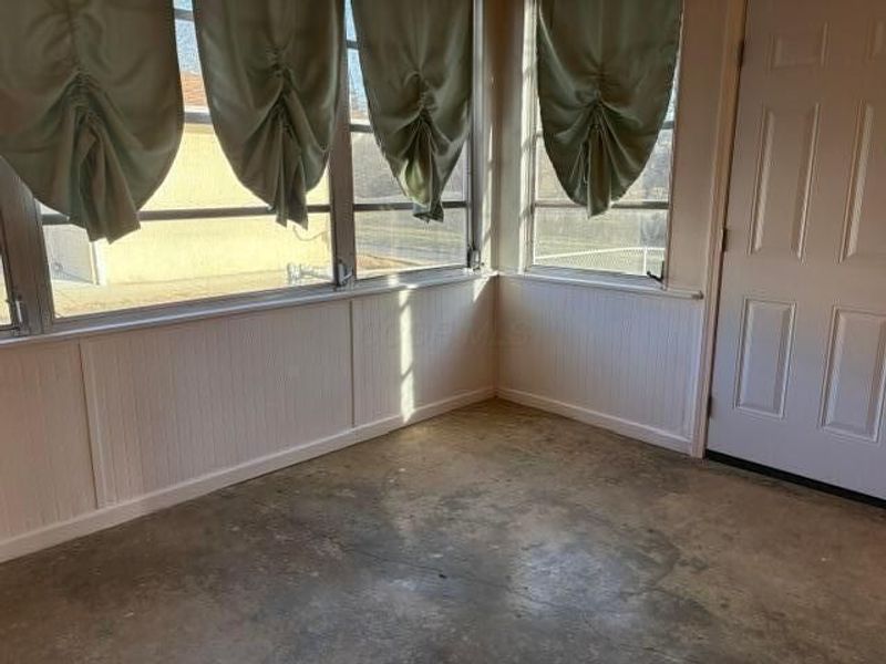 899 Meadowview Drive, Columbus, OH 43224 Photo 26