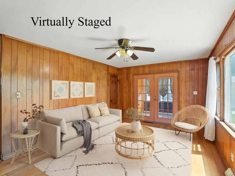 899 Meadowview Drive, Columbus, OH 43224 Photo 3