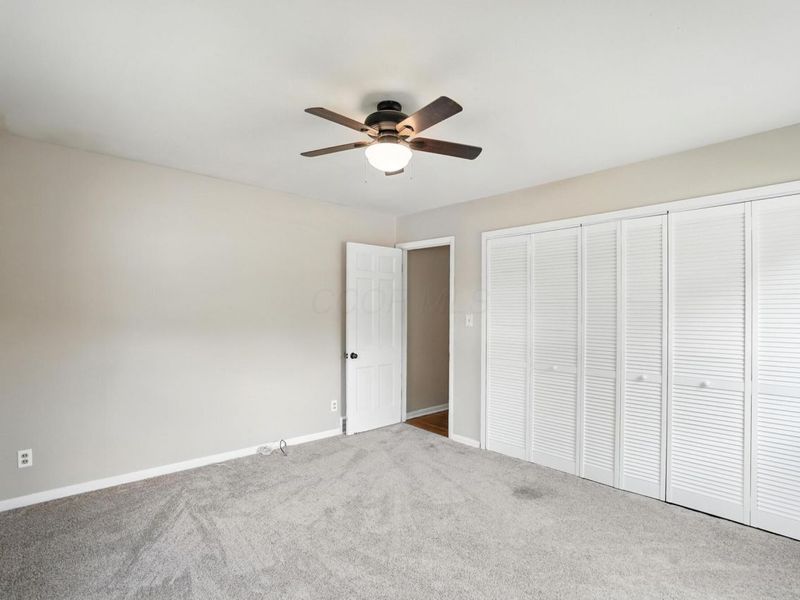 899 Meadowview Drive, Columbus, OH 43224 Photo 40