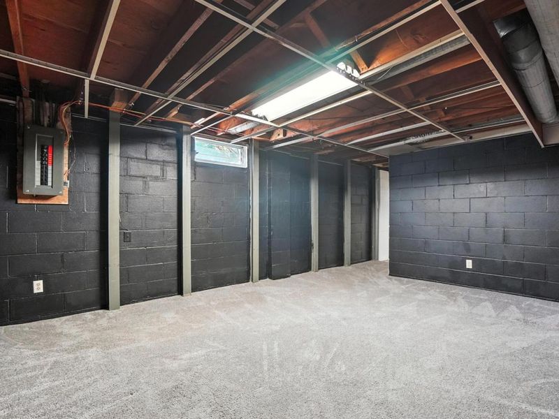 899 Meadowview Drive, Columbus, OH 43224 Photo 52