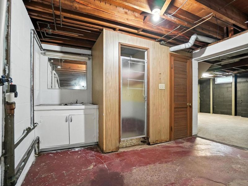 899 Meadowview Drive, Columbus, OH 43224 Photo 76