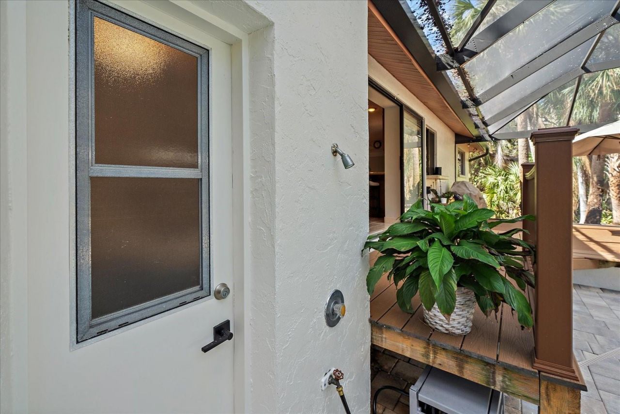 4533 Friar Tuck Lane, Sarasota, FL 34232 Photo