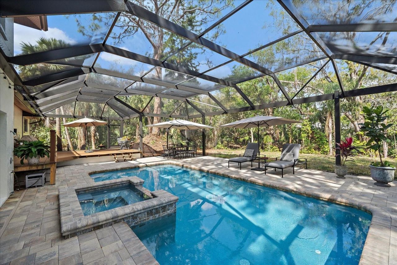 4533 Friar Tuck Lane, Sarasota, FL 34232 Photo