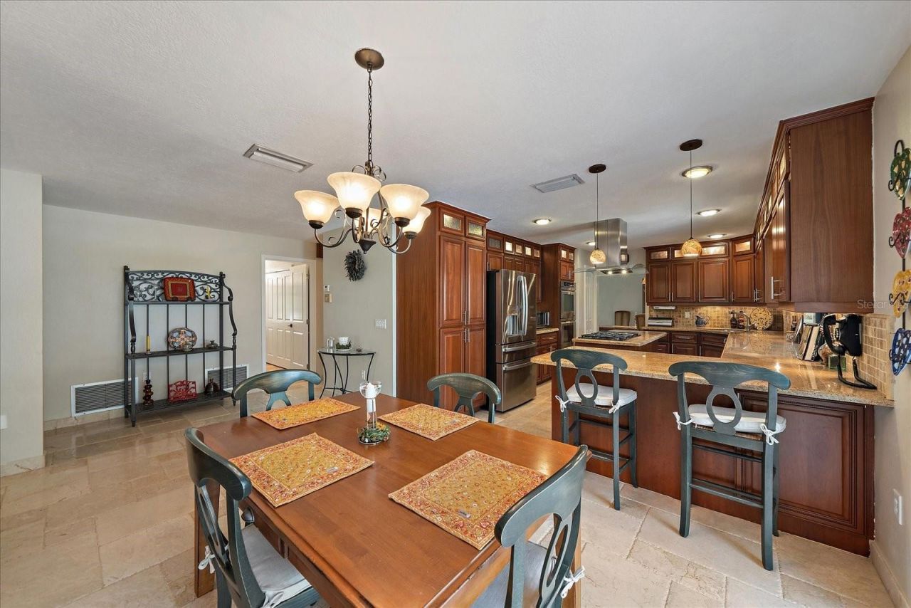 4533 Friar Tuck Lane, Sarasota, FL 34232 Photo