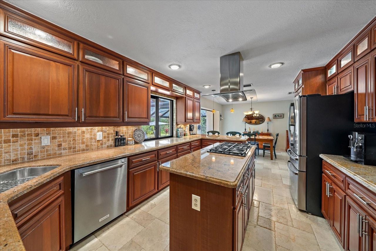 4533 Friar Tuck Lane, Sarasota, FL 34232 Photo